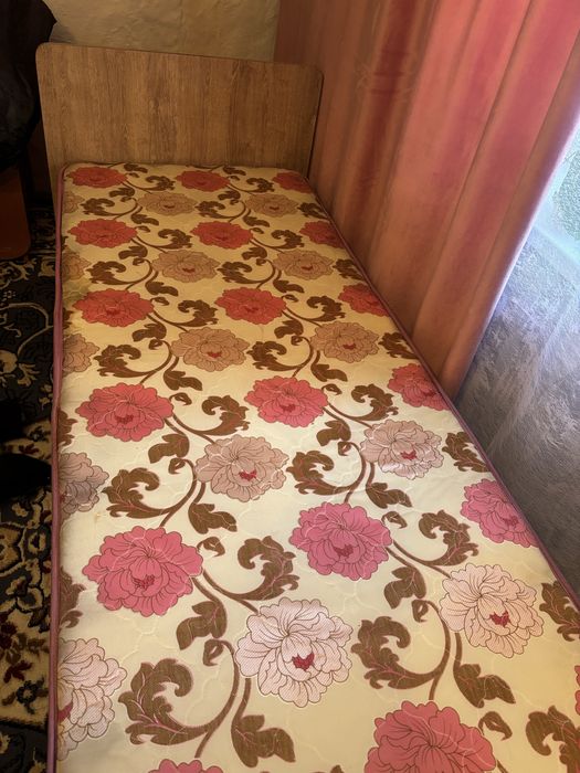 Кровать односпальная