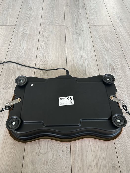 Aparat Fitness cu Vibromasaj Renew Force JF-CFM09
