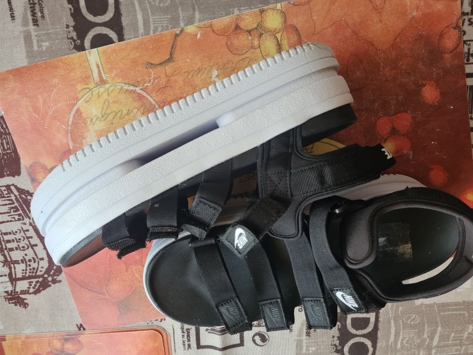 Дамски сандали NIKE