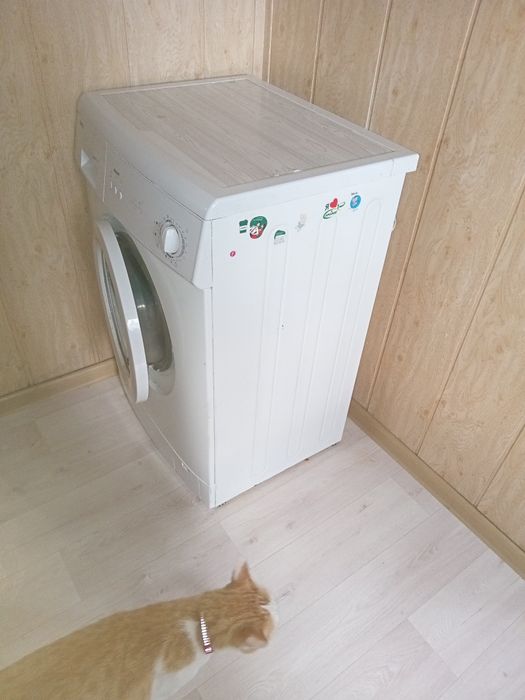 Стиральная машинка zanussi