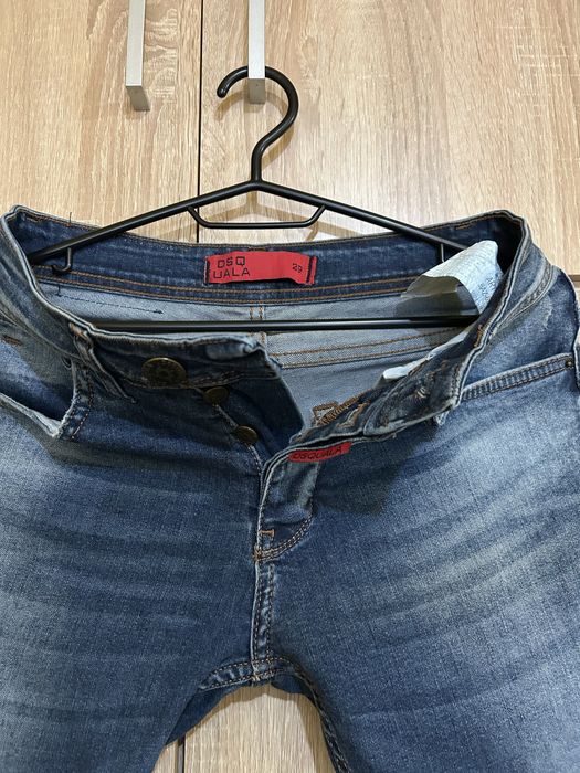 Blugi bărbați DSQUALA, mărimea 29, model prespălat cu nasturi