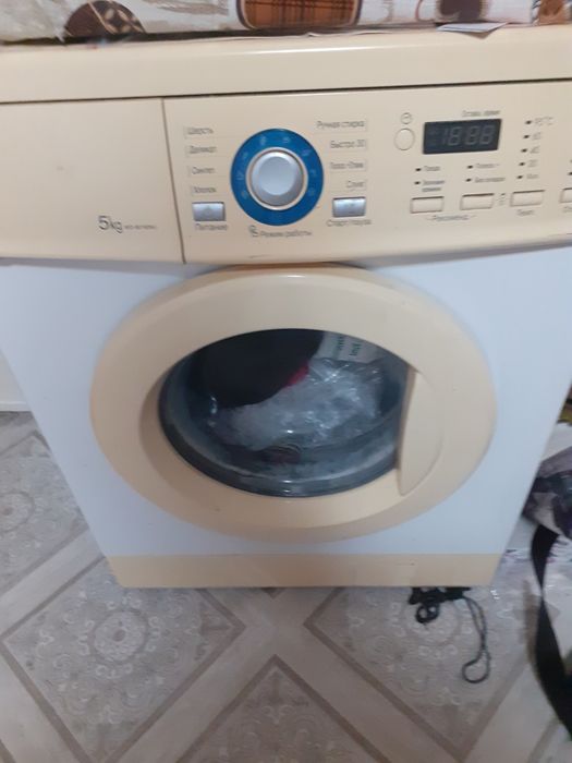 Продам стиральную машинку автомат