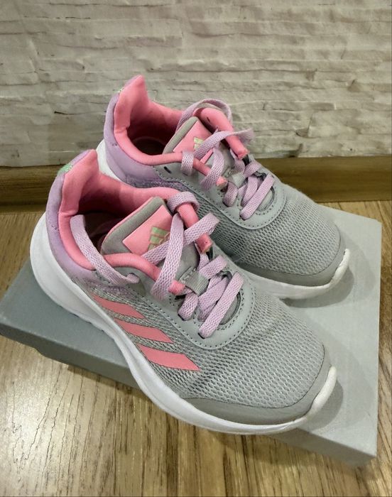 Оригинални детски маратонки Adidas, 28номер
