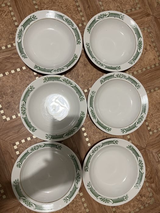 Тарелки красивые 2000 тг