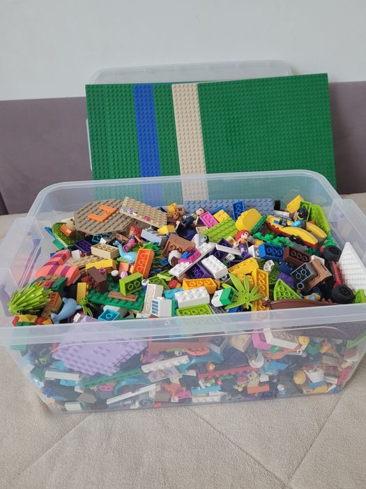 Piese LEGO originale 3.5 kg + 6 plăci