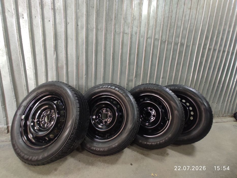 215/60R16 Triangle