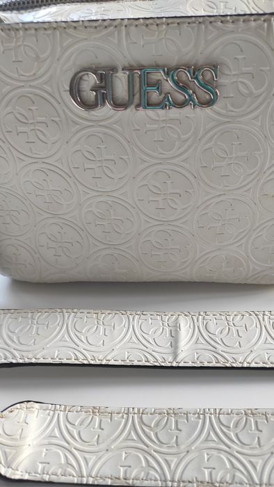 Оригинална дамска чанта Guess