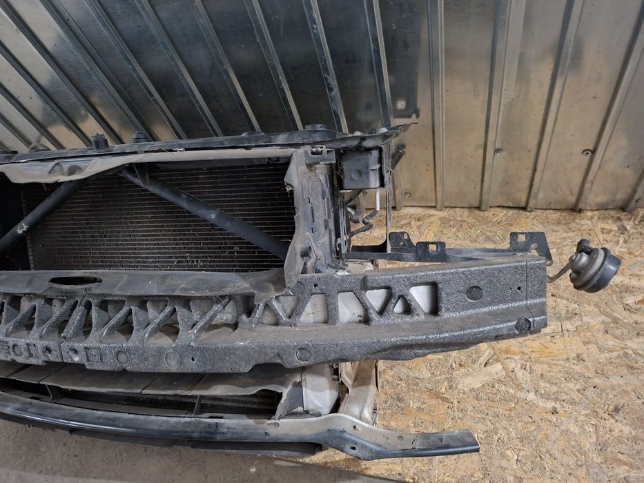 Trager fata BMW F30 f31 316 318 320 D
