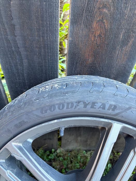 Jante aliaj Dezent 19" 225/40 5x108 cu anvelope (goodyear)ca noi – 8Jx19