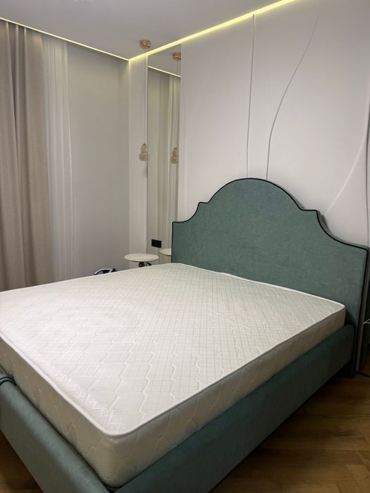 Спальная кровать