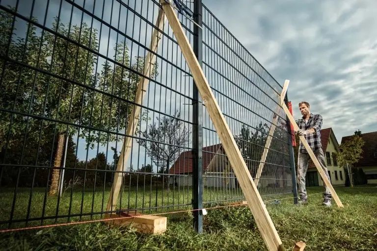 Construim garduri din plasa