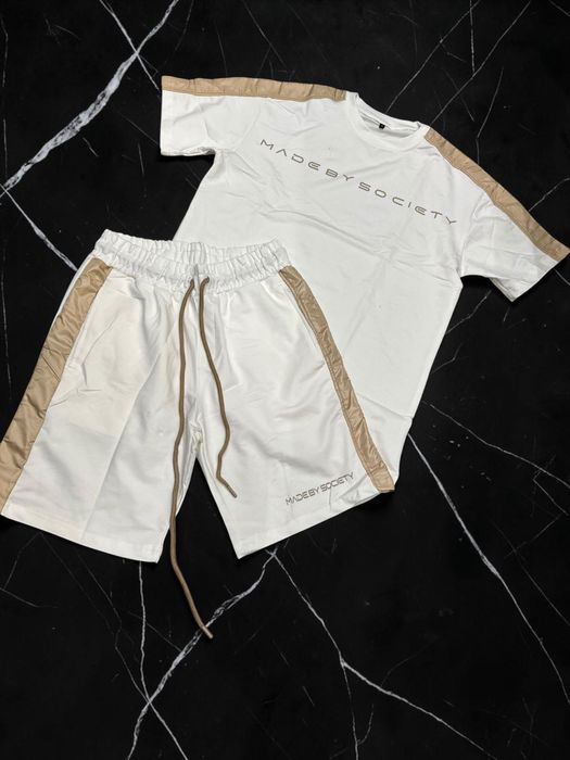 Compleu made by siciety calitate premium