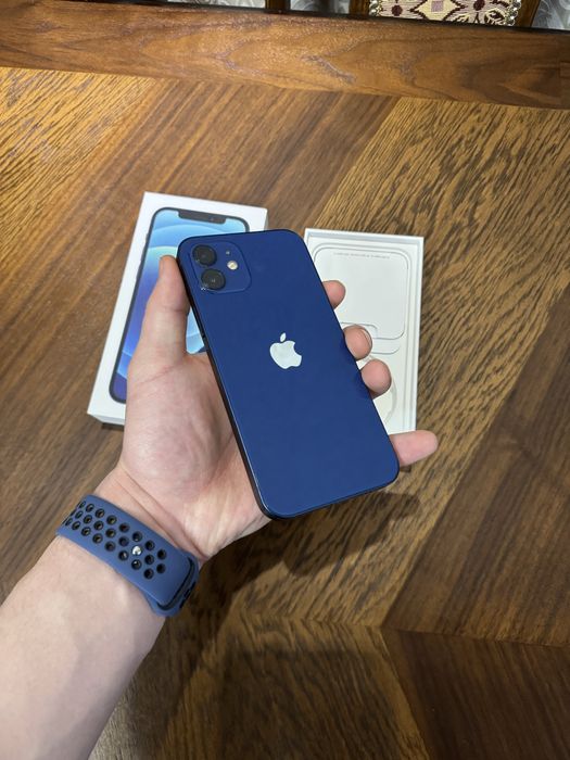 Iphone 12 blue не вскрывался без ремонта
