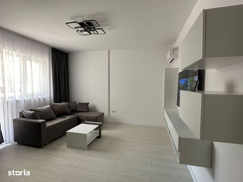 Apartament 3 camere, metrou Berceni
