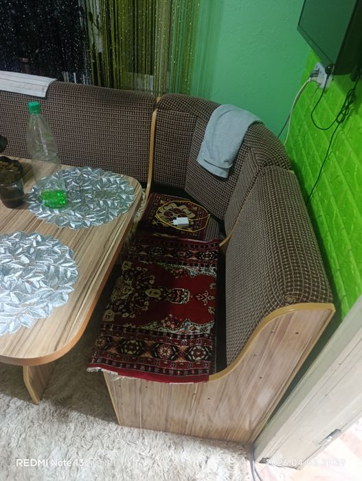 Продам кухонный  стол