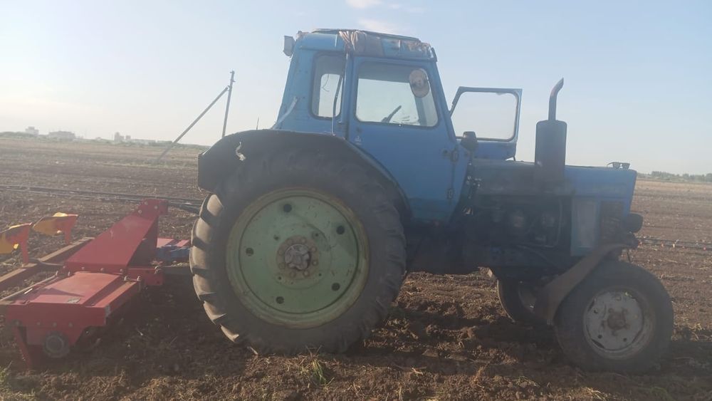 Трактор МТЗ 80 продам