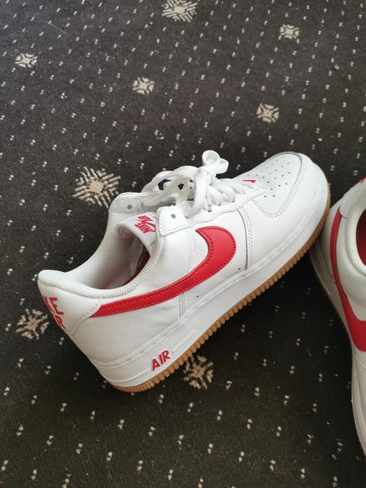 Обувки Nike     .