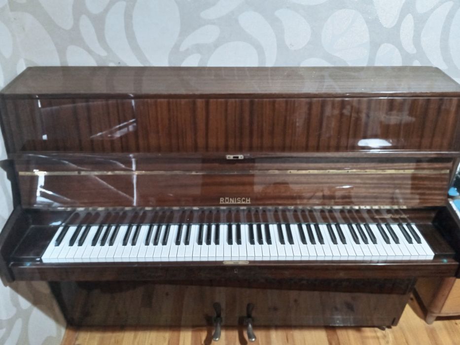 Немецкое пианино rönisch