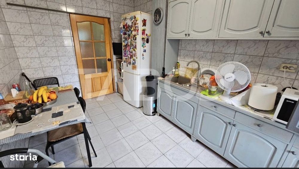 Apartament cu 4 camere decomandate de vanzare in Manastur