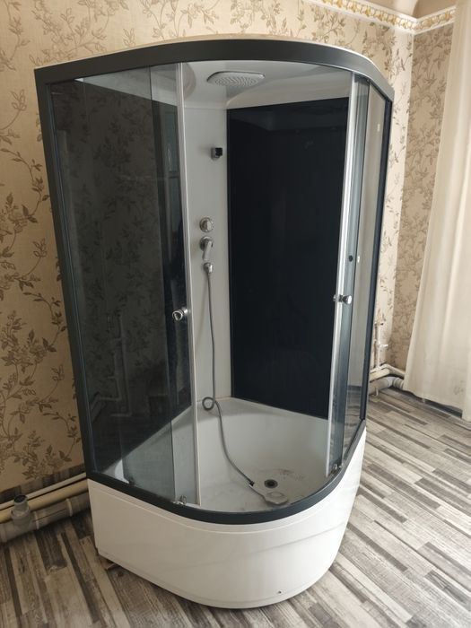 Продается Душевая кабина Дёшево