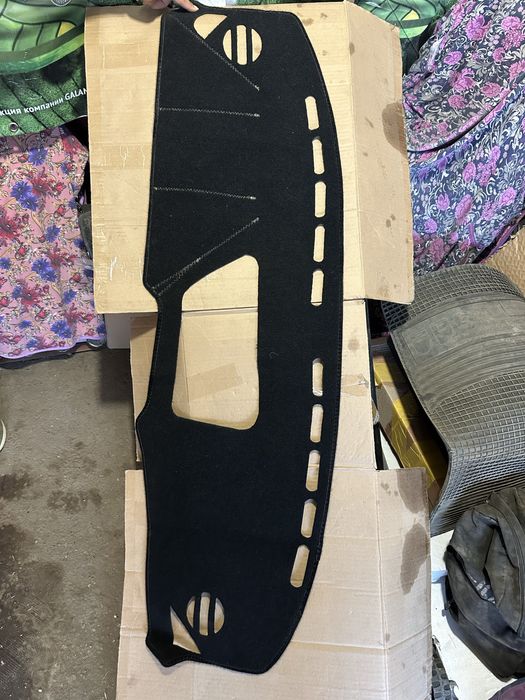 Коврик на панель BMW E34