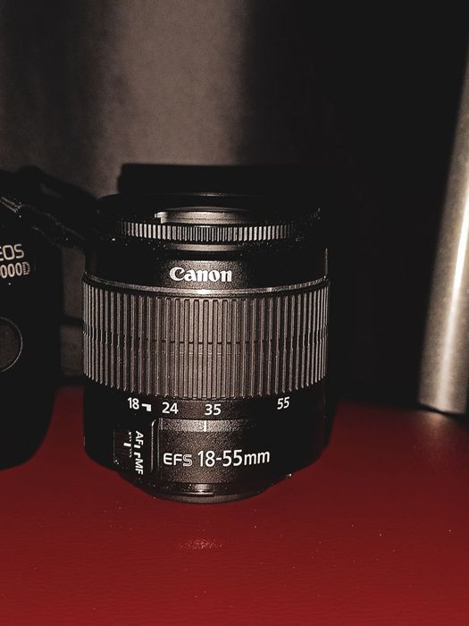 Продам камеру canon 4000D