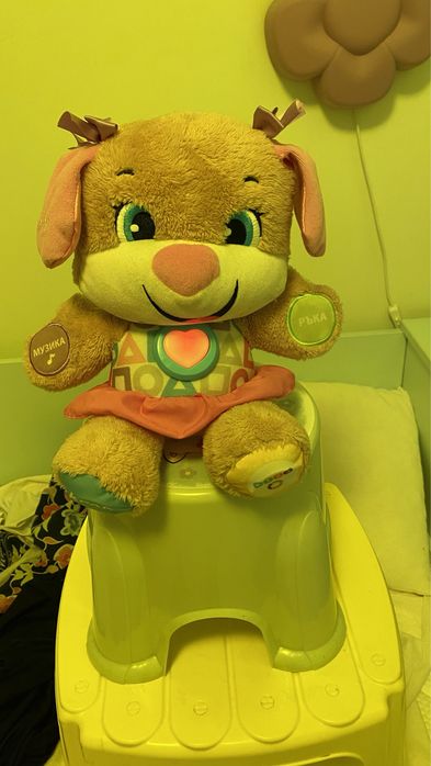 Образователно кученце на български език Fisher Price, момиче