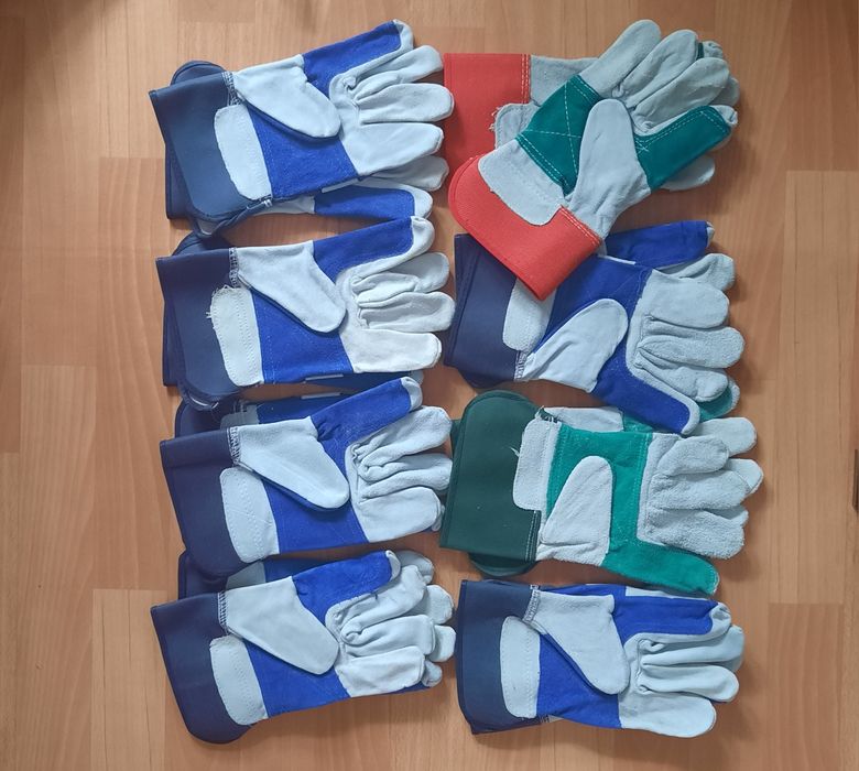 Перчатки Спилковые. Новые. Есть 15  пар.