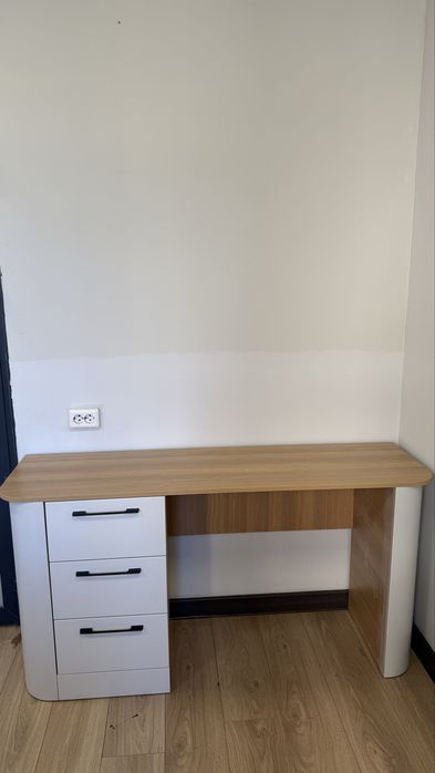 Туалетный столик