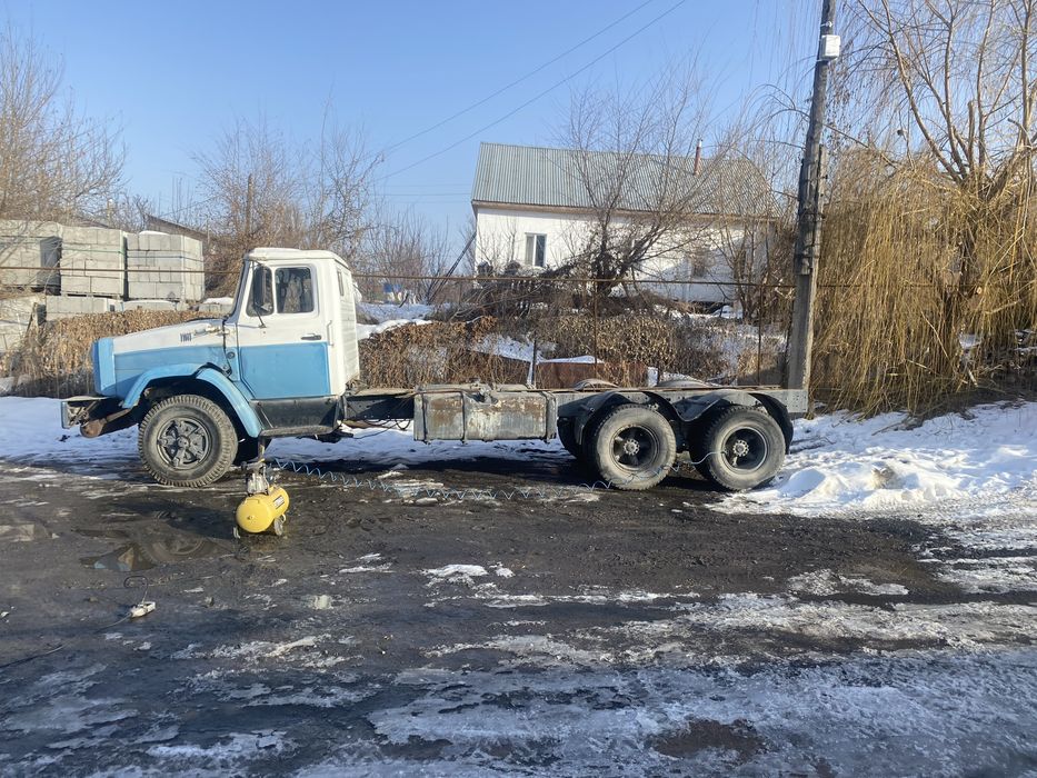 Продам зил 133ГЯна запчасти