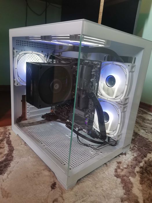 Pc Calculator High gaming AM5 Ryzen 7600 DDR5 fără placa video.