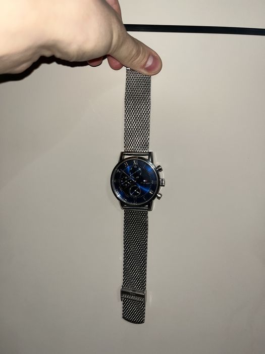 Tommy Hilfiger часы