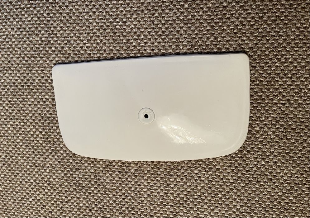 Продам крышку бачка унитаза