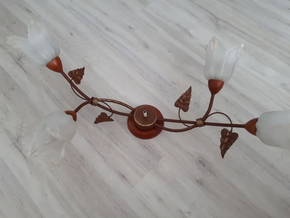 Люстра Польша очень красивая