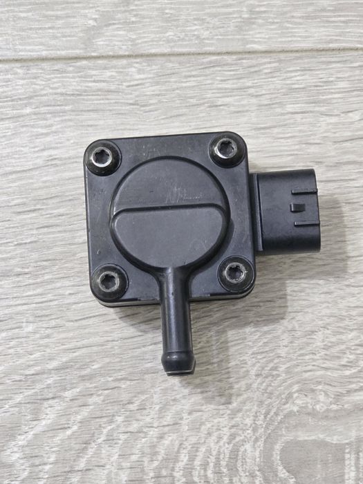 Senzor presiune diferențială Amrxuts 89480-42010 pentru Toyota