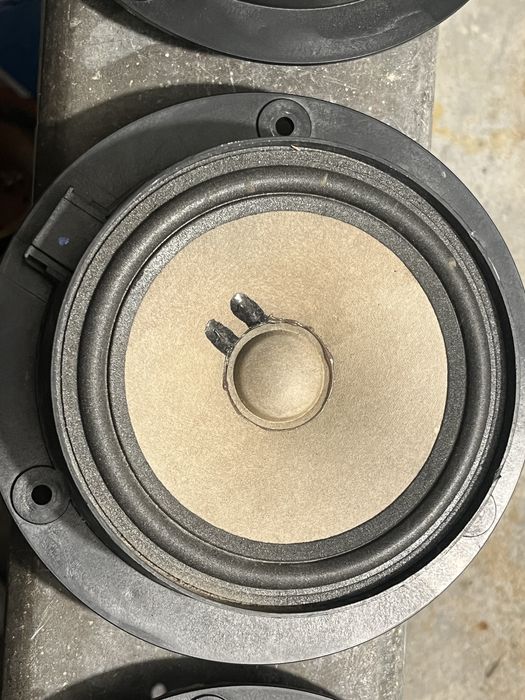 Задни говорители за мерецедес б класа