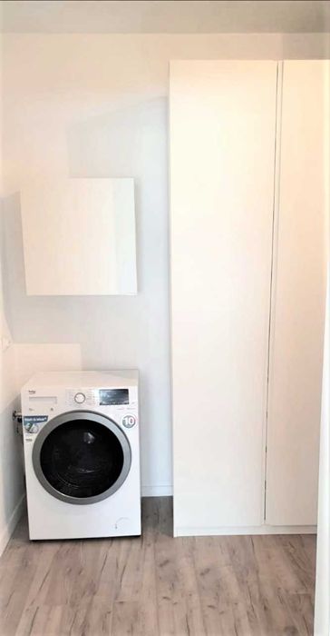 Proprietar inchiriez garsoniera moderna si linistita, vedere parc in Exigent Plaza Faza 2, locatie excelenta langa parc, metrou si mall