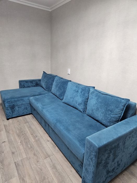 Продаю диван 3 м