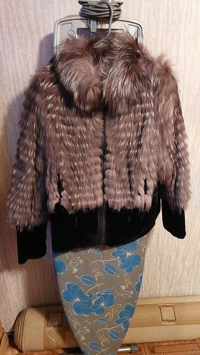 Продам куртки от 1000тг