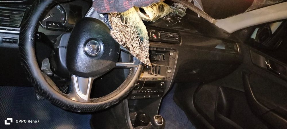 Продам машину срочно