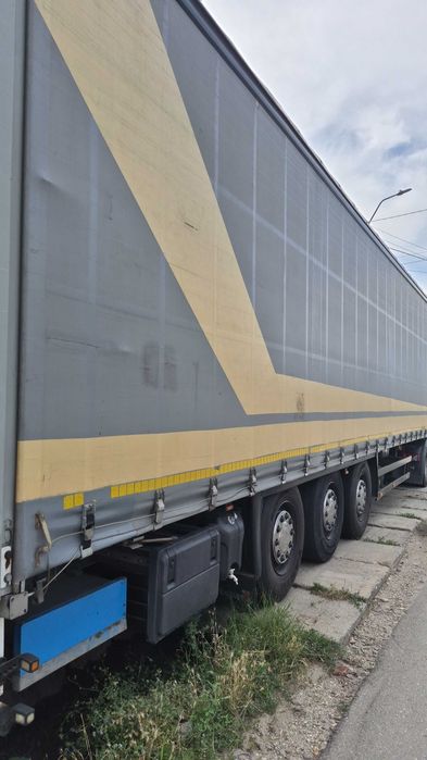 Remorca schmitz standard 2008 pret 4000€ cauciucuri aproape noii