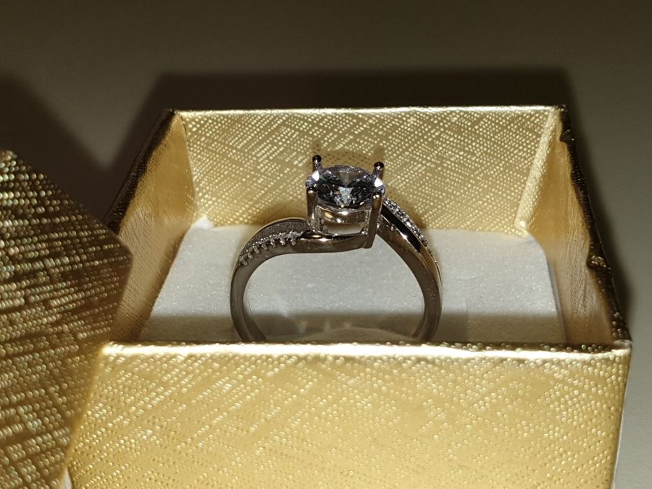 Inel din argint 925 cu brațe divizate ondulate