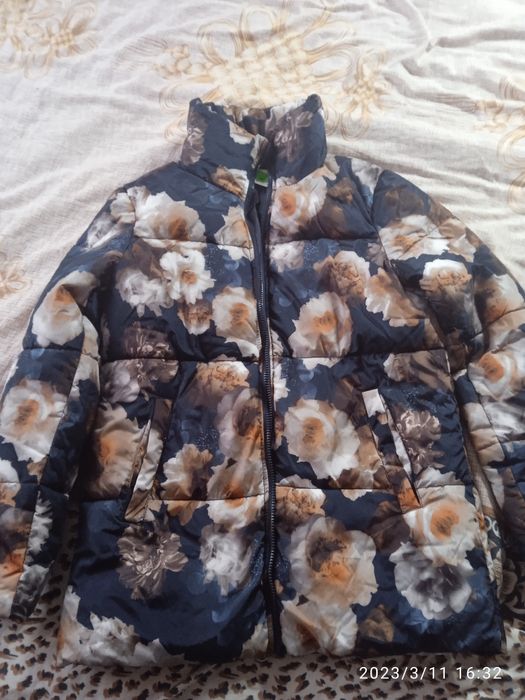 Продам новую куртку