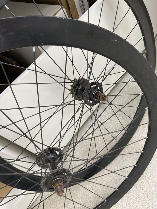 Срочно продадим два колеса