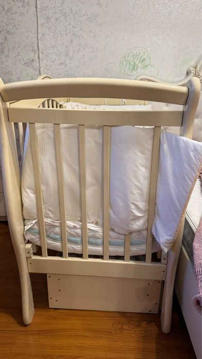 Продам манеж детский из дерева