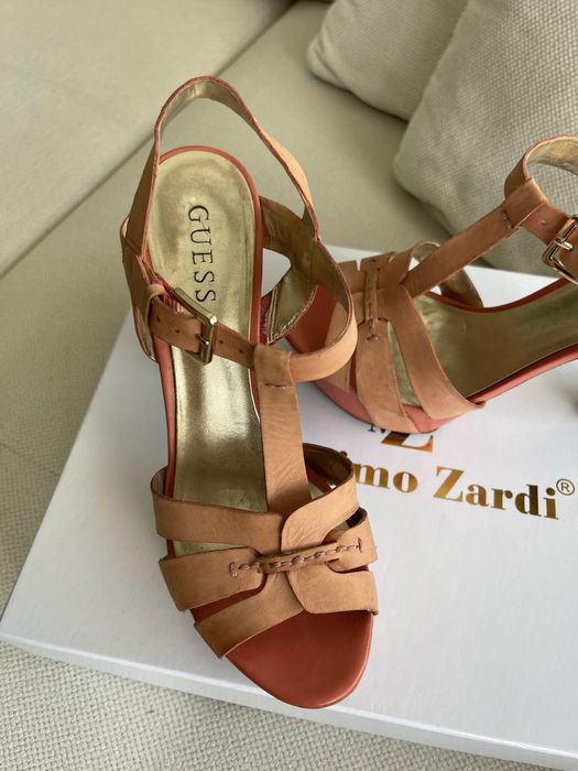 Дамски кожени платформи