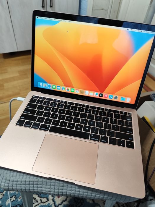 MacBook  air  13