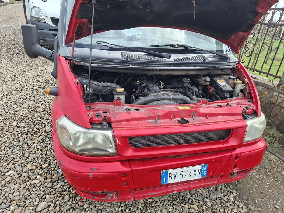 Dezmembrez ford tranzit 2,4 125 cai