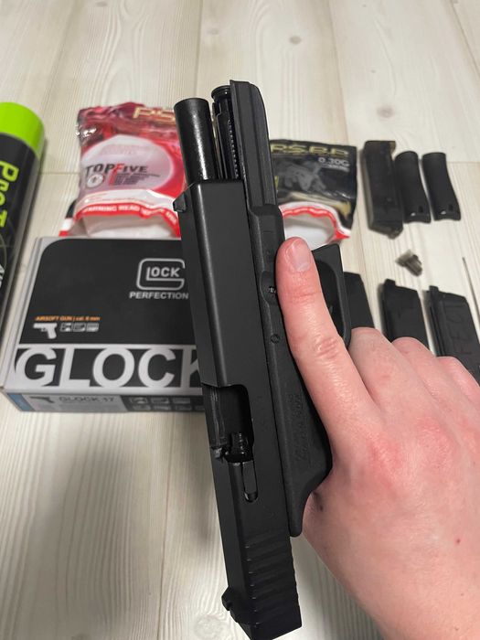 Glock 17 Gen.4 Gas Umarex