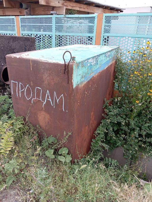 Срочно продам ёмкость под воду